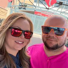 Are boomerang shackles installed backwards?