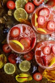 While cachaça is used for the traditional caipirinha, the main ingredient of caipiroska is vodka. Vodka Strawberry Lemonade Cocktails Heather Christo