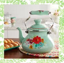 Find the latest designer fashion &. 15 Best Tea Kettles Of 2020 Top Stove Top And Electric Kettles
