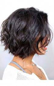 This relaxed wavy lob is elegant and choppy at the same time. The Best Hairstyles You Can Air Dry According To Your Hair Type Short Hairstyles For Thick Hair Hair Styles Bob Hairstyles