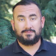 Freddy Correa's Instagram, Twitter & Facebook