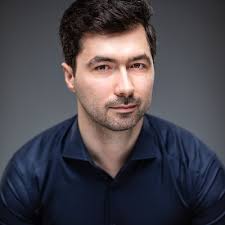 Edwin Liang (@EdwinLiang)