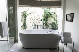 If you hire workers to install the bathtub and wall panels, the entire project can come out in the range of $ 4,000 to $ 7,000. Bath Fitter Cost And Reviews How Much Does A Bath Fitter Tub Cost