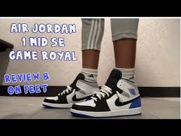 Have an air jordan i? Nike Air Jordan 1 Mid Se Royal Toe On Feet Review Lace Swap Youtube