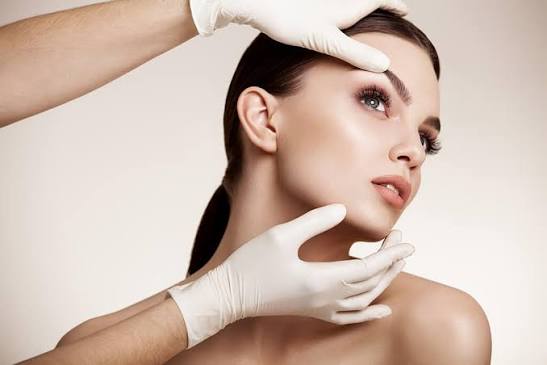 Reviews the best plastic surgery clinics in Turkey | Booking Health