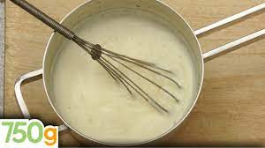 Spoon a third of the bechamel sauce into the bottom of a lasagne dish in a layer, then place some of the. Recette De Sauce Bechamel 750g Youtube