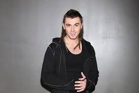 Kamil bednarek (born 10 may 1991 in brzeg) is a polish reggae and dancehall vocalist, songwriter, composer and musician. Kamil Bednarek Przeklada Trase Koncertowa W Zamian Szykuje Wyjatkowy Projekt Eska Pl
