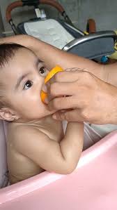 Kaia eating compilation 🥹