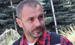 Napadnut Avdo Avdić u Sarajevu … https://magazinplus.eu/napadnut-avdo-avdic -u-sarajevu-tvrdi-da-ga-je-napao-sin-sanina-muse/