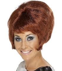 Smiffys Beehive Beauty Wig, Auburn with Curls, 1960's Groovy Fancy Dress,  Adult Dress Up Wigs : Smiffys: Amazon.co.uk: Toys & Games