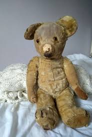 A Lovely Antique Merrythought Teddy Bear In Need Of Tlc With Label 1930 Old Teddy Bears Antique Teddy Bears Vintage Teddy Bears