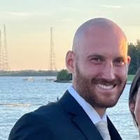 100+ perfiles de «Dimeo»