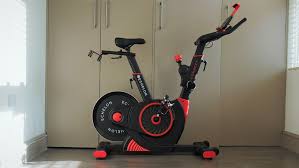 The handlebars should be in line with the saddle/at the same height or slightly higher. Echelon Smart Connect Ex3 Max Bike Review Techradar