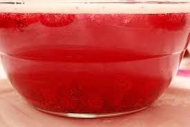 Himbeerbowle Mit Weissbier Und Prosecco Von P N D Chefkoch Rezept Himbeerbowle Weissbier Bowle