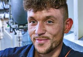 Ronnie Lambert's Instagram, Twitter & Facebook