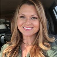 Vanessa Dane's Instagram, Twitter & Facebook