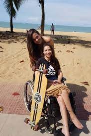 É um reaprender, não é?, perguntou. Lais Souza Da Parabens Para A Namorada E Emociona Com Fotos De Casal Nossa Familia Famosos Extra Online