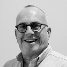 Ex-rugby star turned financial advisor joins wealth management firm