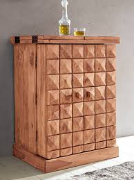 Während einige händler leider seit jahren ausschließlich vitrinen mit überteuerten preisen und. Finebuy Hausbar Massivholz Akazie Weinbar Ausklappbar Vitrine Landhausstil Barschrank Aufbewahrung Flaschen Und Glaser Weinschrank Natur Produkt Getrankeschrank Freistehend Braun Echt Holz Minibar Amazon De Kuche Haushalt Wohnen
