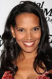 Shari Stock's Instagram, Twitter & Facebook