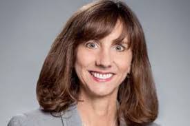 Laura Born's Instagram, Twitter & Facebook