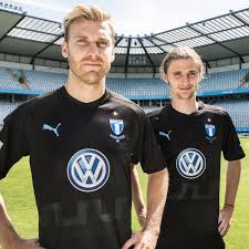 Matchs en direct de malmo ff : Malmo Ff On Twitter Har Ar Var Nya Bortatroja Stepout Bestall Din Troja Nu Https T Co Hn0hrrcfvb