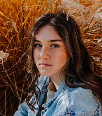 it's a bit chilly here in ATL, so I'm doing a throwback to this warm  Sarasota family session ☺️