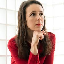 Lauren Owen's Instagram, Twitter & Facebook