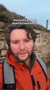 I love winter sunset in Scotland. Nothing makes me happier than a stunning  sunrise or sunset 🌅