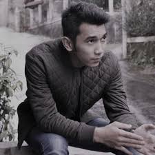 Telah habis sudah cinta ini tak lagi tersisa untuk dunia karena tlah kuhabiskan sisa cintaku hanya untukmu. Surat Cinta Untuk Starla Cover By Nigagunawan
