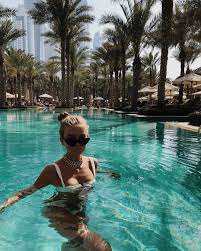 Josefine H J Sur Instagram In A Pool Of Dreams Summer Pictures Summer Photos Summer Vibes