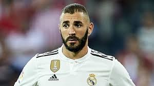 Карим бензема и криштиану роналду. Karim Benzema Dobilis V Amsterdame Otlichnogo Rezultata