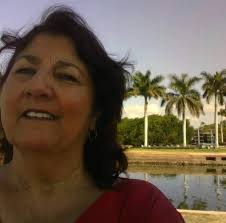 What is the Sicilian finger rhyme about cooking a bird?