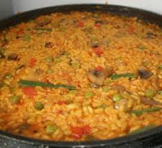Paella De Verduras Con Thermomix Una Receta De Pastas Y Arroces Elaborada Por Virginia Camacho Aliaga Des En 2020 Paellas Receta Paella De Pollo Como Hacer Paella