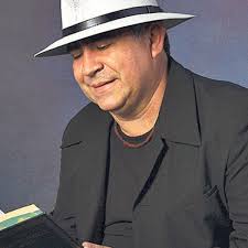 Al otro lado de la mentira” un libro para reflexionar