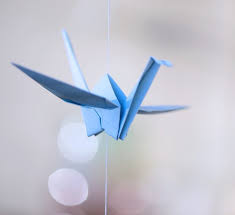 Desain dekorasi kamar tidur origami wikana architect. Kertas Origami Ini Bisa Diubah Menjadi 6 Hiasan Kamar Yang Unik Dan Kekinian