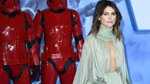 Episode ix opens december 20, 2019 and also stars daisy ridley, adam driver, oscar isaac, and john boyega. Keri Russell Glanzt In Seide
