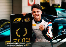 Folge nyck auf seiner reise. Beda Dengan Agnez Monica Juara Dunia F2 2019 Nyck De Vries Justru Bangga Dengan Indonesia Ini Katanya Gridoto Com