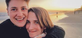 Izzy Gleicher: Big Brother 25: What are Izzy's pronouns? 32-year-old star's  gender identity explored