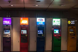 Our atms accept all chip cards of every bank and are modern, easy to use and secure. What To Look Out For When Withdrawing Cash Overseas Travel News Asiaone