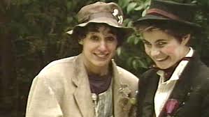 Επιτρέπεται η αναδημοσίεση άρθρων μόνο με προσθήκη link στην πηγή.για συνεργασίες, σχόλια και διαφήμιση, επικοινώνησε μαζί μας μέσω της φόρμας επικοινωνίας. Afierwma Toy Arxeioy Ths Ert Sth Xrysa Sphliwth 31 07 2018 Grafeio Typoy Ert