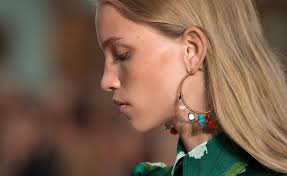 Was machen wir?, wurde ich prüfend gefragt. Haar Toner Beauty Trend Fur Blondes Haar