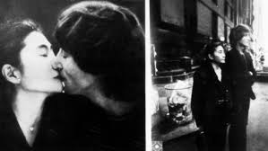 El 3 de febrero de 2003, a los cuarenta años, apareció muerta de un disparo en la boca en la mansión del productor musical phil spector. Cinco Balazos Al Anochecer