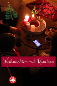 Schone Adventsrituale Mit Kindern Playlist Fur Den Adventskranz Weihnachten Kinder Kleinkind Weihnachten Mein Erstes Weihnachten