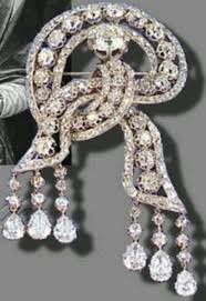 Birgitte Duchess Of Gloucester Engagement Ring Duchess Of Gloucester Diamond Brooch A Wedding Present Given To Princess Alice From Her Husband The Duke Of Gloucest Royal Jewelry Jewelry Royal Crown Jewels