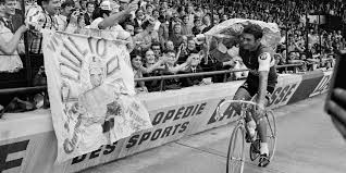Poulidor gewann am ende zwar die etappe, aber gegen seinen großen rivalen wieder nicht die poulidor, der am 15. Raymond Poulidor Is France S Child Of Kitchens And Oilcloth Teller Report