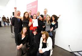 Engine of deutsche bank's strong 2020 probably rife with fraud. Jugend Interpretiert Kunst Deutsche Bank Stiftung Jugend Kunst Preis Stiftung Fur Kunst Und Kultur E V