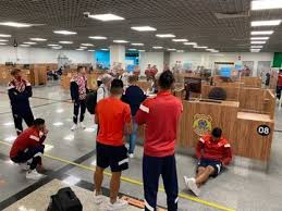 Día de amistosos en el fútbol local. Independiente Varado En Brasil Partido Postergado Noche En El Piso Sin Dt Y Escandalo Tyc Sports