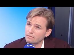 🍿Le teaser du reportage sur [La Vie Normale de Johann Zarco]