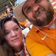 Tazewell VA from VA-91, unpaved road